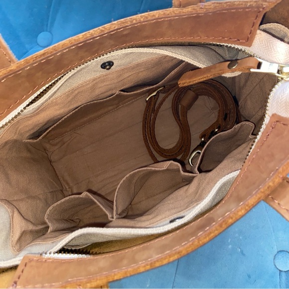 Portland Leather Goods Lola Crossbody Tote with Zipper in Dakota Nubuck Leather - Picture 16 of 16